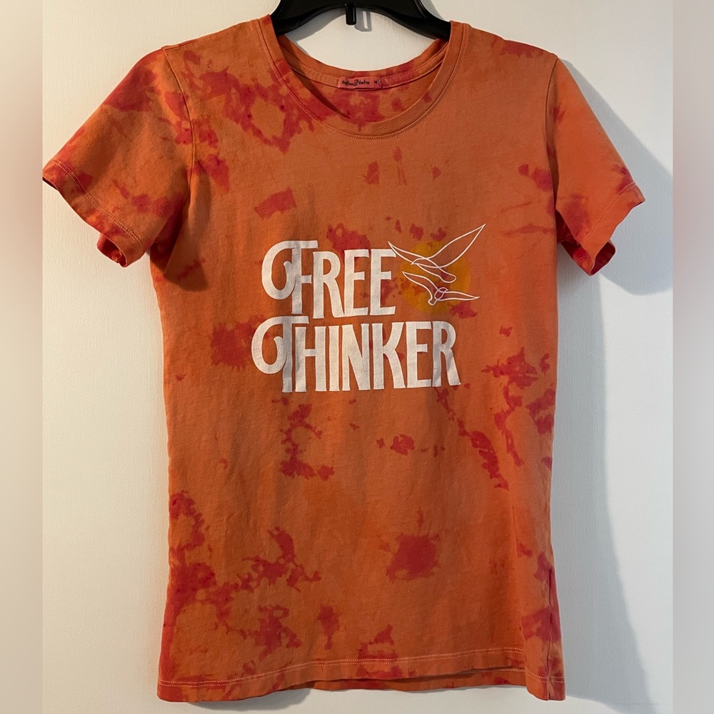 The Bee and The Fox tshirt Free Thinker Medium